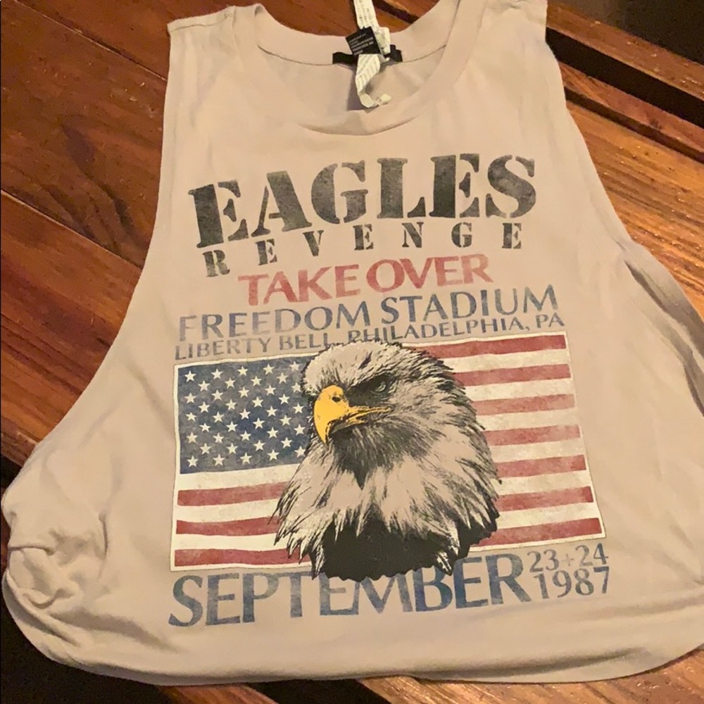 Woman’s muscle T-shirt